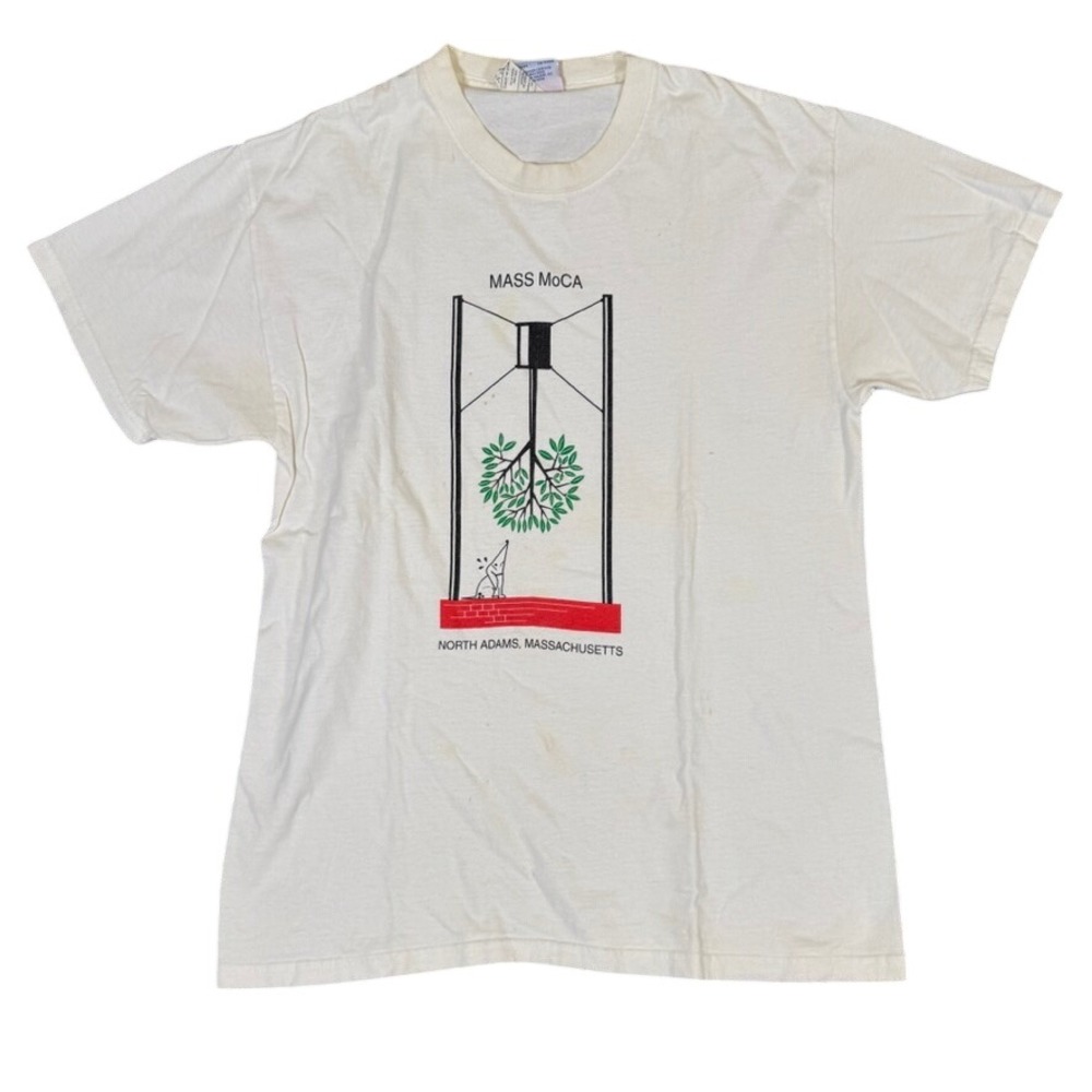 Champion MASS MoCA North Adams Massachusetts Art Graphic T-Shirt White Medium